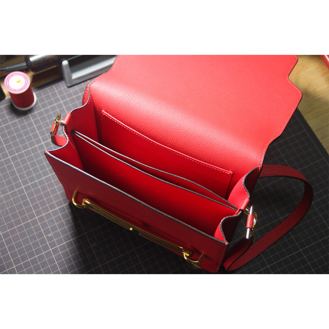 POPSEWING® Full Grain Leather Classic Loops Bag - Advanced DIY Kits - Image 7