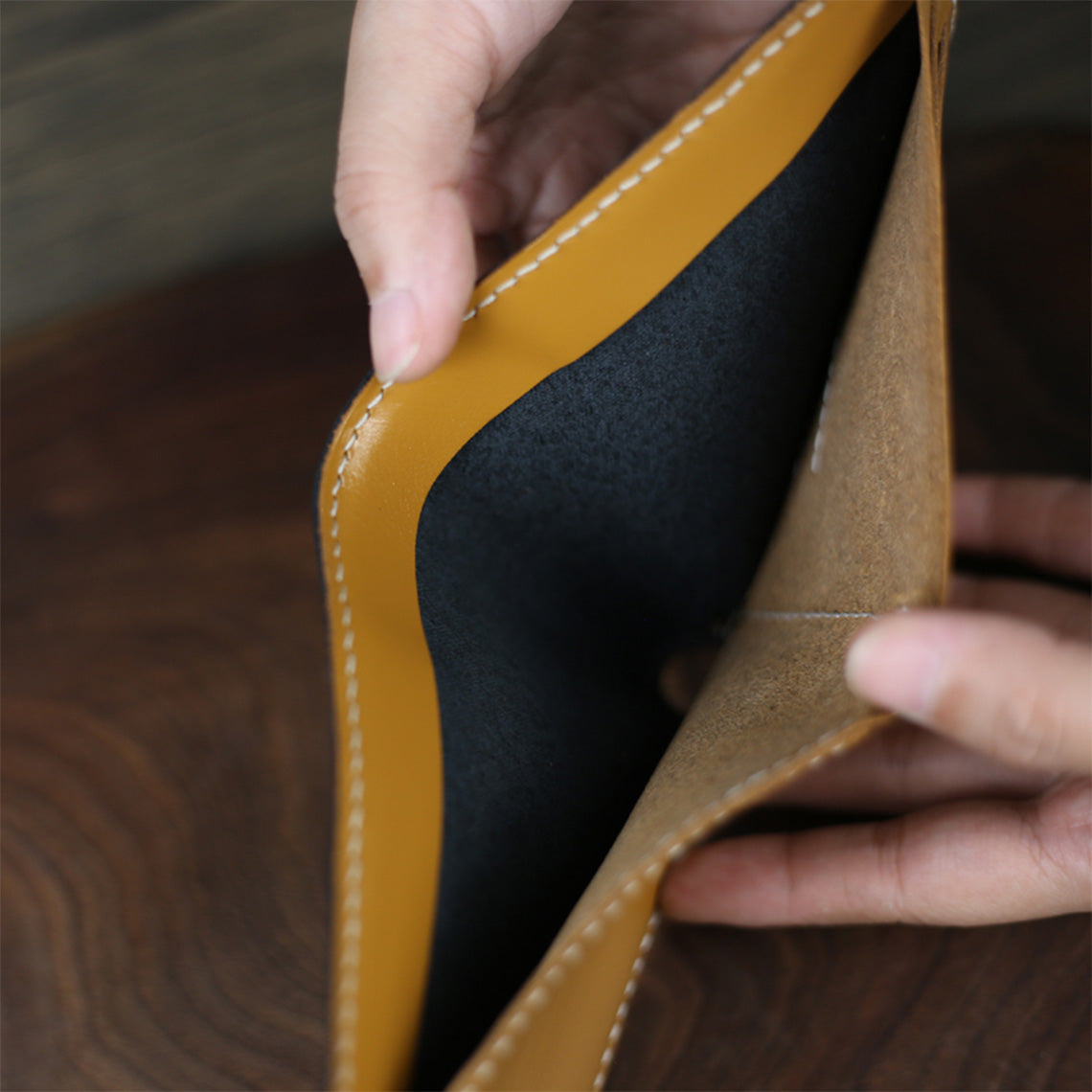 POPSEWING® Full Grain Leather Slim Wallet DIY Kit - Image 7